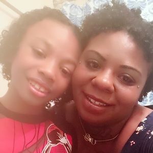 Meet your Posher, Alanda